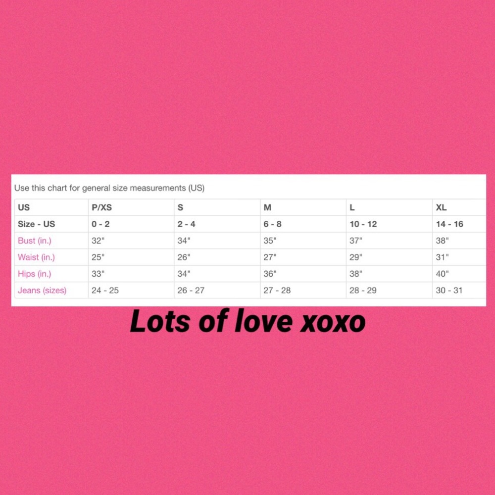 ❌DONATED❌Emerald Green Cold Shoulder Detailed Top - Picture 8 of 8